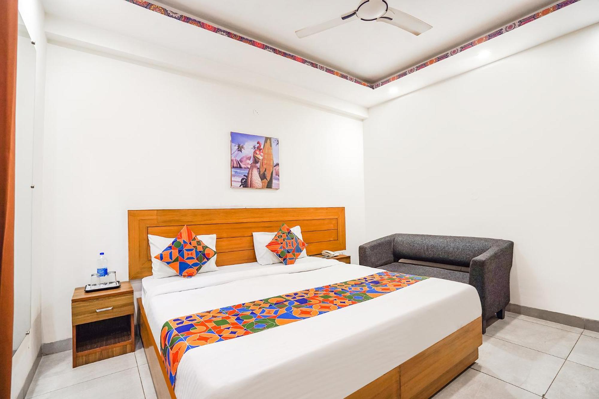 Fabhotel Emoji Stays Gurgaon Extérieur photo